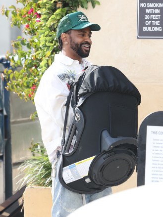 EXCLUSIVE: Big tipper Big Sean and Jhene Aiko seen after luch with son Noah over pasta at Il Pastaio. 09 May 2023 Pictured: Big Sean. Photo credit: APEX / MEGA TheMegaAgency.com +1 888 505 6342 (Mega Agency TagID: MEGA979615_009.jpg) [Photo via Mega Agency]