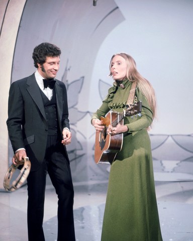 Editorial use only
Mandatory Credit: Photo by Valley Music Ltd/Shutterstock (1223963ct)
Tom Jones and Joni Mitchell
'This is Tom Jones' TV Programme. - 1970