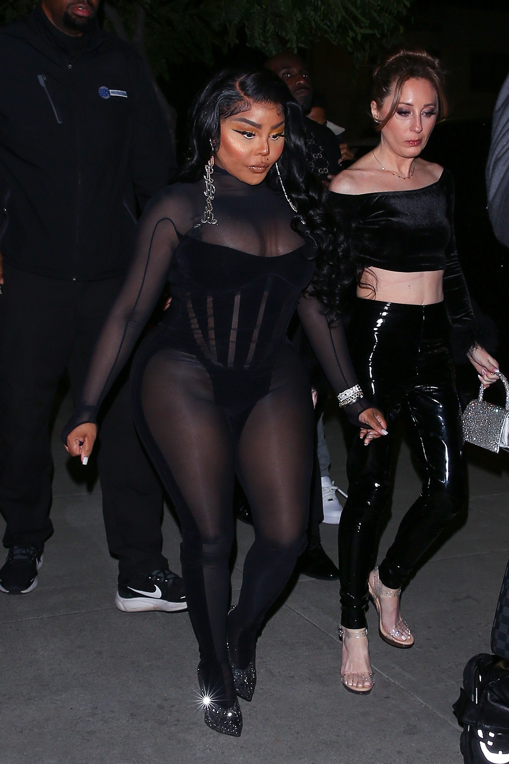 Lil' Kim's Sheer Bodysuit At Drake's After Party: Photos – Hollywood Life