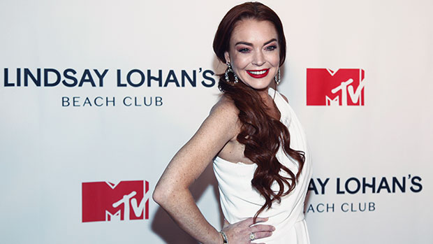 Lindsay Lohan Is Glowing In 1st Pic Since Wedding: See Makeup-Free Photo