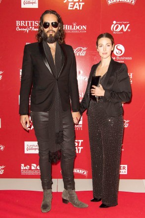 Russell Brand y Laura Gallacher British Curry Awards, Londres, Reino Unido - 26 de noviembre de 2018