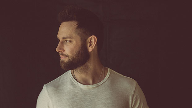 Ryan Griffin Captures A Summer Vibe With ‘Lakeside Session’ Version of ‘Salt, Lime, & Tequila’