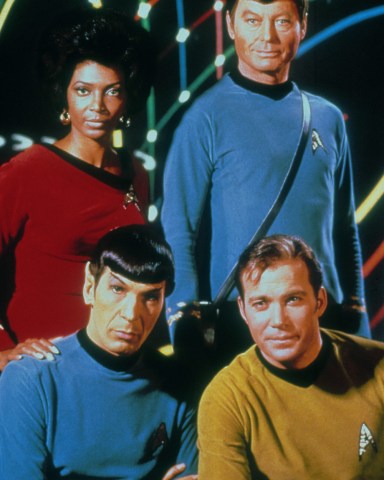 Editorial use only. No book cover usage.Mandatory Credit: Photo by Moviestore/Shutterstock (1602309a)Star Trek ,  Nichelle Nichols,  Leonard Nimoy,  Deforest Kelley,  William ShatnerFilm and Television
