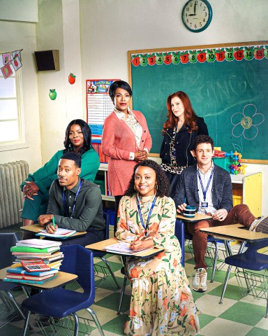 ABBOTT ELEMENTARY - ABC's "Abbott Elementary" stars Tyler James Williams as Gregory, Janelle James as Ava, Quinta Brunson as Janine, Sheryl Lee Ralph as Barbara, Chris Perfetti as Jacob, and Lisa Ann Walter as Melissa. (ABC/Pamela Littky)