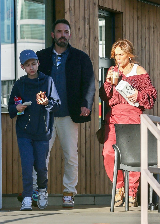 Ben Affleck And Jennifer Lopez Shop With Jen’s Son Max