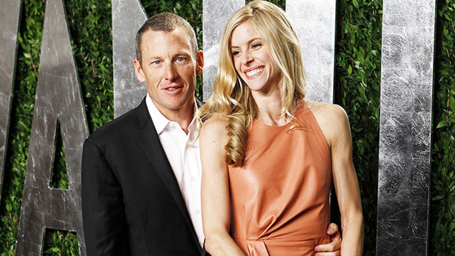 Lance Armstrong Married Cyclist Weds Gf Anna Hansen Hollywood Life