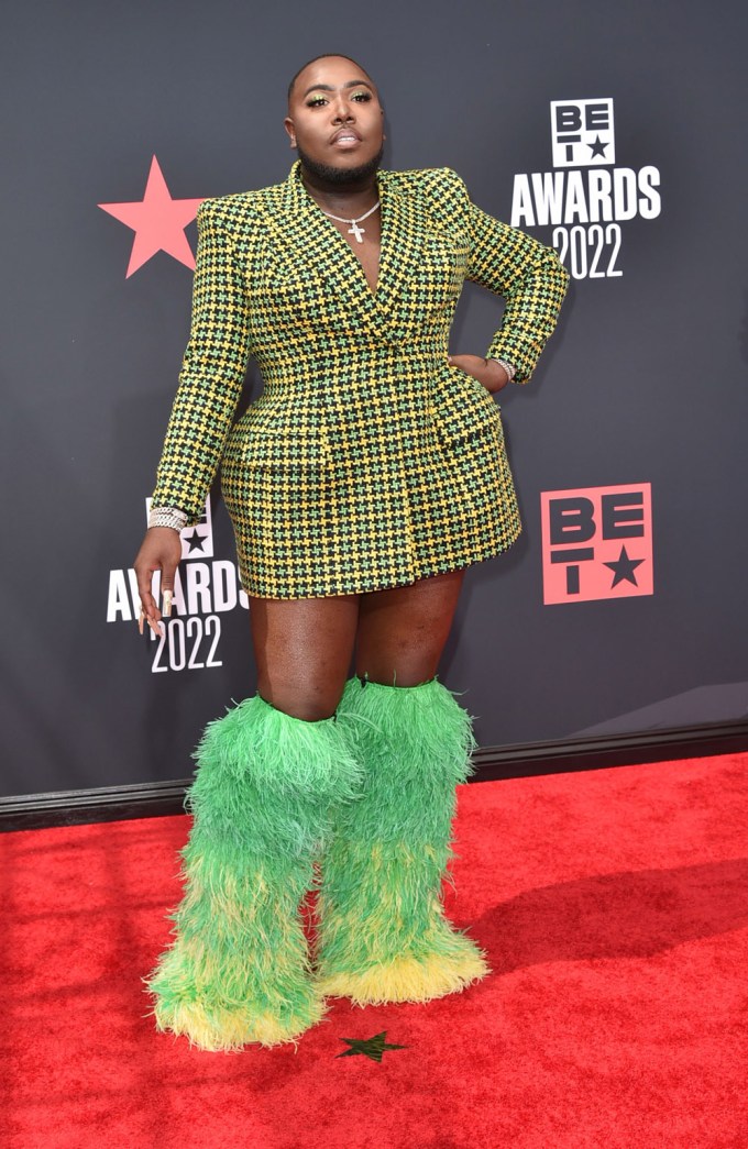 Saucy Santana Goes Green On The Red Carpet