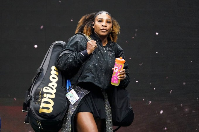 Serena Williams carrying her stuff