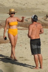 Cabo San Lucas, MEXICO  - *EXCLUSIVE*  - Nick Lachey and Vanessa Minnillo Lachey in Cabo. Vanessa sported a bright yellow high waisted two-piece bikini with a coverup and straw hat to protect from the sun. Nick sported his favored sporty look with his cap flipped backwards as he played baseball with his sons Phoenix and Camden on the sand. The couple who will celebrate their ten year wedding anniversary this July appeared to be enjoying a fun day together under the sun.

Pictured: Nick Lachey and Vanessa Minnillo 

BACKGRID USA 6 APRIL 2021 

BYLINE MUST READ: HEM / BACKGRID

USA: +1 310 798 9111 / usasales@backgrid.com

UK: +44 208 344 2007 / uksales@backgrid.com

*UK Clients - Pictures Containing Children
Please Pixelate Face Prior To Publication*