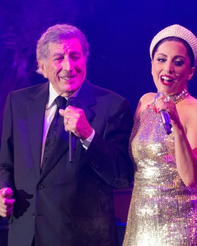Brussels, GERMANY  - American crooner Tony Bennett announces his battle with Alzheimer's disease. Pictured: Lady Gaga and Tony Bennett at a press conference at Brussels city hall before their duet on the Grand-Place, on the occasion of the release of their joint album " Cheek to cheek "in Brussels, Germany. **SHOT ON 09/22/2014**Pictured: Lady Gaga, Tony BennettBACKGRID USA 1 FEBRUARY 2021 BYLINE MUST READ: Best Image / BACKGRIDUSA: +1 310 798 9111 / usasales@backgrid.comUK: +44 208 344 2007 / uksales@backgrid.com*UK Clients - Pictures Containing ChildrenPlease Pixelate Face Prior To Publication*