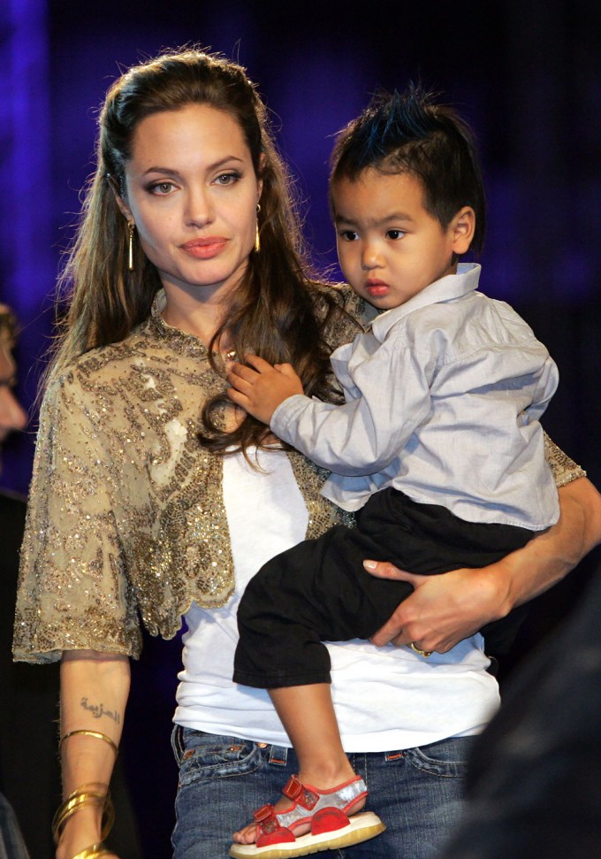 Angelina Jolie & Maddox In 2004