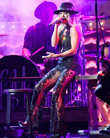 Carrie Underwood
53rd Annual CMA Awards, Show, Bridgestone Arena, Nashville, USA - 13 Nov 2019