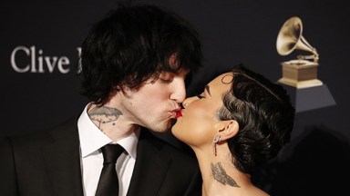 Demi Lovato kissing boyfriend Jute$ on the red carpet