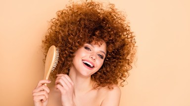 curly-hair-brush