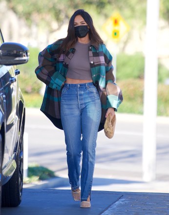 Megan Fox was spotted out in Calabasas, as she stopped for Gas. The actress showed off her fit physique in Jeans, a Crop top and an oversized plaid jacket. She wore a black face mask as she filled her own tank, before heading to a studio to work on a new project.

Pictured: Megan Fox
Ref: SPL5215362 100321 NON-EXCLUSIVE
Picture by: DIGGZY / SplashNews.com

Splash News and Pictures
USA: 310-525-5808 
UK: 020 8126 1009
eamteam@shutterstock.com

World Rights, No Portugal Rights, No Russia Rights