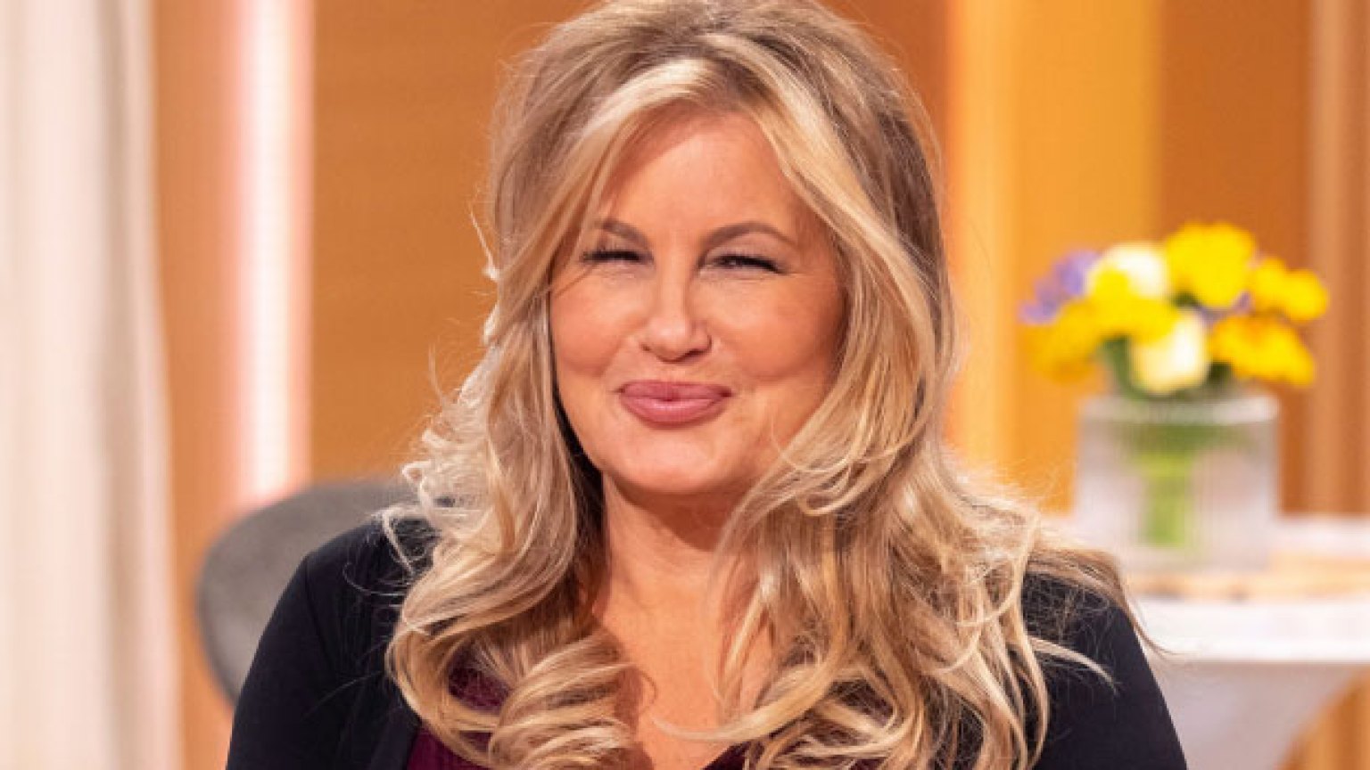 Jennifer Coolidge Says She Slept With 200 People Since ‘american Pie Hollywood Life 5554