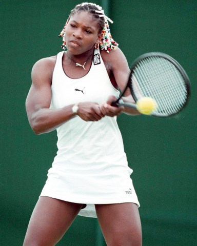 SERENA WILLIAMS DURING HER MATCH WITH MISS V RUANO PASCUAL THE CHAMPIONSHIP WIMBLEDON 29/06/98 CREDIT: STEVE BARDENS / COLORSPORT Great Britain London
Sport