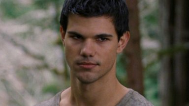 Taylor Lautner, 'Alacakaranlık'tan Jacob'ı Neden Tekrar Oynayacağını Açıkladı – Hollywood Life