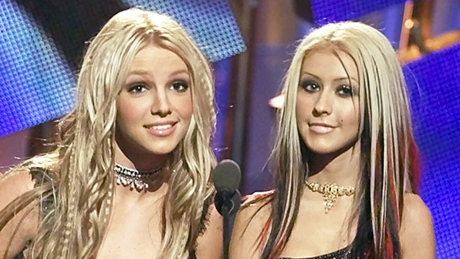 Britney Spears Reacts To ‘Fat Shaming Claims About Christina Aguilera ...