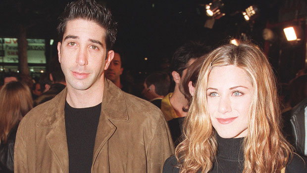 David Schwimmer Cheekily Trolls Jennifer Aniston With Naked Shower Pic Of His Own