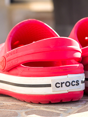 crocs