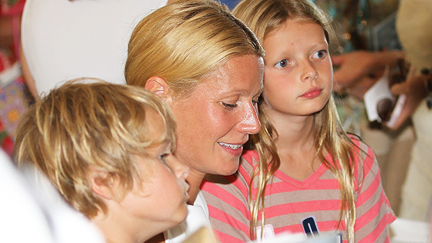 Gwyneth Paltrow Poses With Look-Alike Daughter Apple, 18, & Rarely Seen Son Moses, 16: Photo