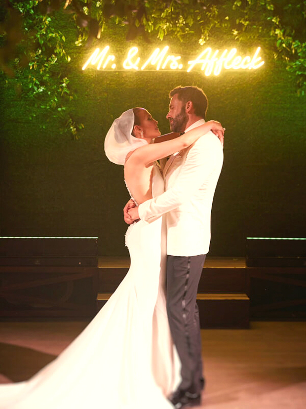 Jennifer Lopez & Ben Affleck Official Marriage Ceremony Photographs