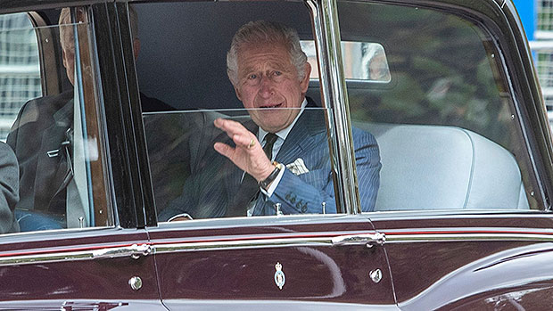 King Charles Cries At Buckingham Palace: Photos – Hollywood Life