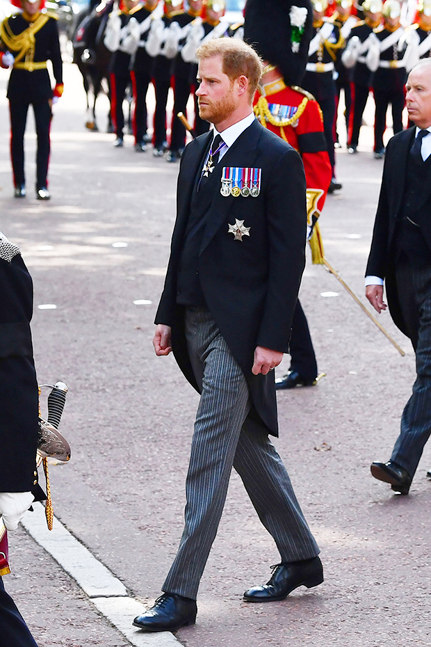 Prince Harry Allowed To Wear Military Uniform To Queens Vigil