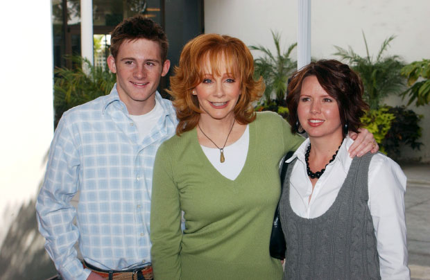 Reba McEntire, hijo