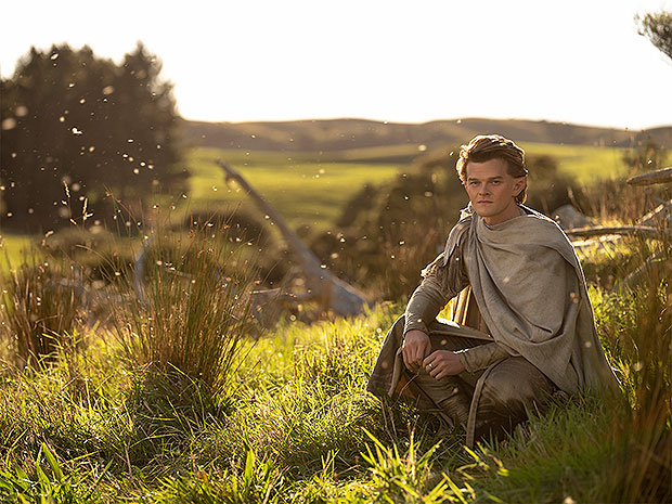 Who Is Robert Aramayo? About Young Elrond In ‘Lord Of The Rings’ Show ...