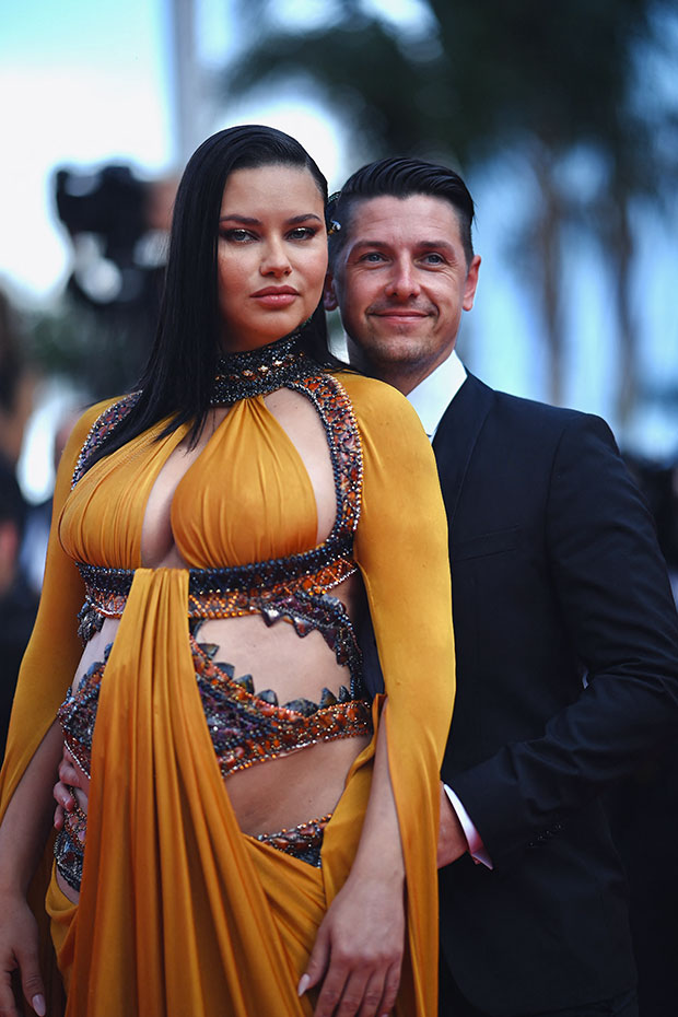 Adriana Lima Welcomes Baby With Bf Andre Ss Embed 