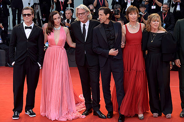 Venice: Ana de Armas and Brad Pitt hit red carpet for 'Blonde