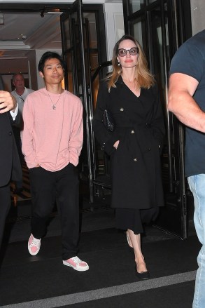 New York, NY  - Actress Angelina Jolie and Pax Jolie-Pitt step out for dinner in New York.Pictured: Angelina Jolie, Pax Jolie-PittBACKGRID USA 17 JULY 2023 BYLINE MUST READ: JosiahW / BACKGRIDUSA: +1 310 798 9111 / usasales@backgrid.comUK: +44 208 344 2007 / uksales@backgrid.com*UK Clients - Pictures Containing ChildrenPlease Pixelate Face Prior To Publication*