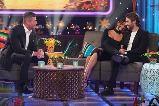 BACHELOR IN PARADISE - “816” – It’s a night full of shocking confessions, surprises and special guests, as the cast reunites for the first time since Paradise to rehash this season’s most dramatic moments. After addressing the controversies of split week and the most tumultuous love triangles on the beach, Jesse Palmer provides a look back at the remaining couples’ final days in Paradise. Will their journeys end in engagement or heartbreak? And where do they stand today? All will be revealed on the season finale of “Bachelor in Paradise,” TUESDAY, NOV. 22 (8:00-10:00 p.m. EST), on ABC. (ABC/Eric McCandless)
JESSE PALMER, VICTORIA FULLER, TYLER NORRIS