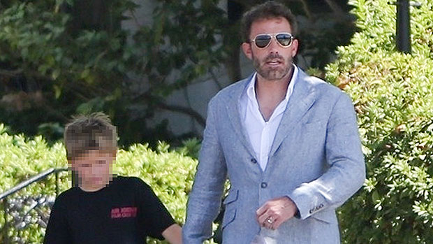 Ben Affleck es visto con su hijo Samuel, 10, después de una luna de miel en Italia con Jennifer Lopez: fotos