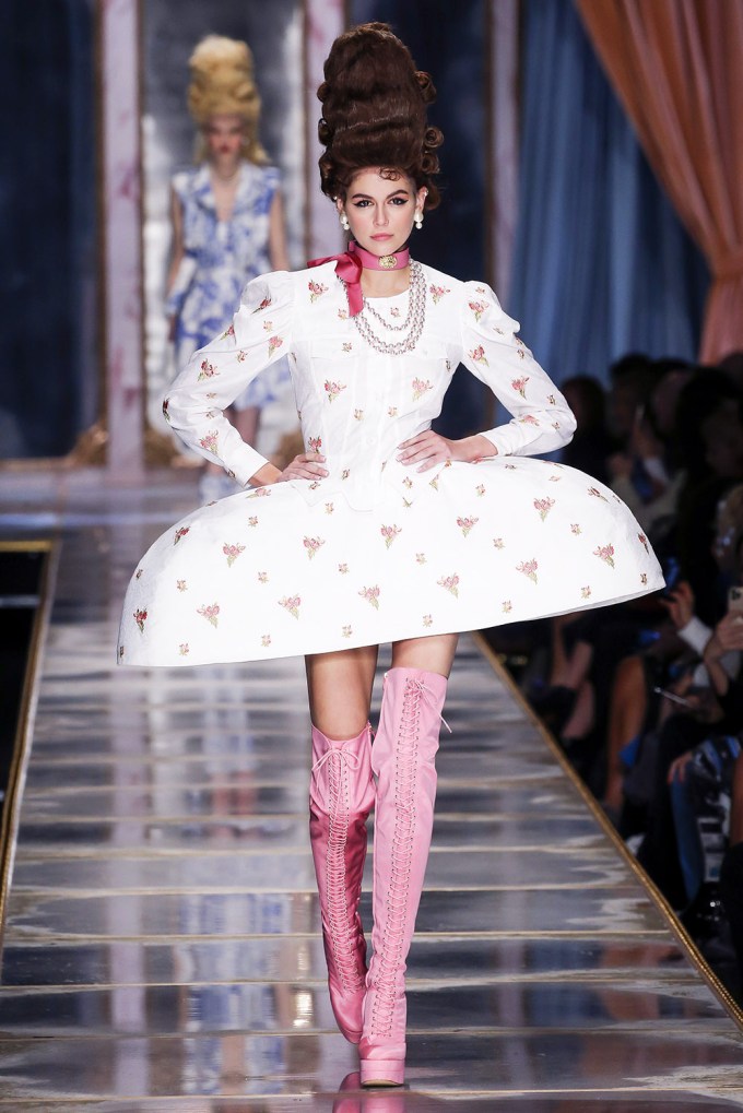 Kaia Gerber In 2nd Moschino Look in 2020