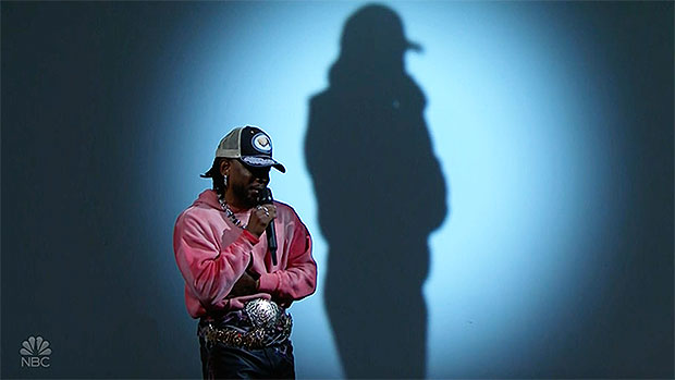 Kendrick Lamar Performs ‘Father Time’ Featuring Sampha & ‘Rich Spirit’ – Hollywood Life