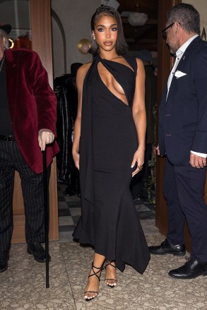 West Hollywood, CA  - *EXCLUSIVE*  - Lori Harvey puts on a sexy display in a black dress as she celebrates her 26th birthday at LAVO Ristorante in West Hollywood.Pictured: Lori HarveyBACKGRID USA 13 JANUARY 2023 BYLINE MUST READ: Frank Vasquez / BACKGRIDUSA: +1 310 798 9111 / usasales@backgrid.comUK: +44 208 344 2007 / uksales@backgrid.com*UK Clients - Pictures Containing ChildrenPlease Pixelate Face Prior To Publication*