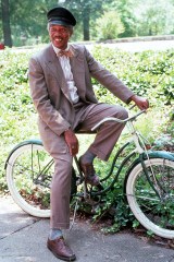 Editorial use only
Mandatory Credit: Photo by Snap/Shutterstock (390847ke)
FILM STILLS OF 'DRIVING MISS DAISY' WITH 1989, BRUCE BERESFORD, BICYCLE, CHAUFFEUR'S CAP, CLOTHING, MORGAN FREEMAN, HAT, SUIT, VEHICLE IN 1989
VARIOUS