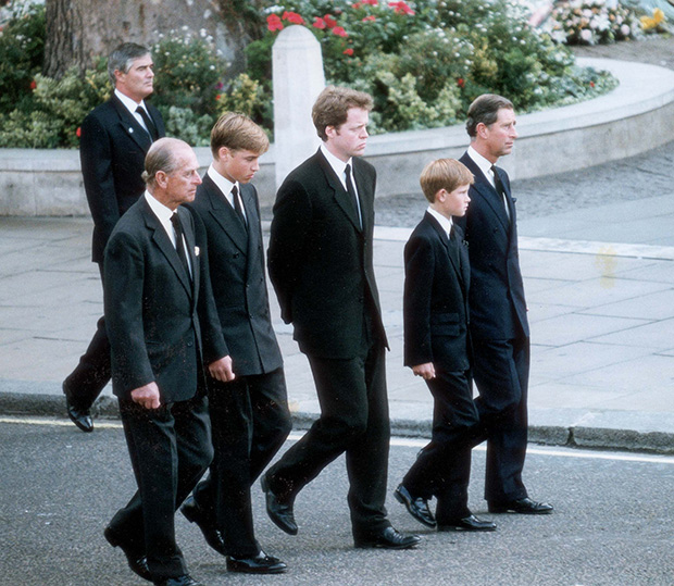 Princess Diana's most memorable looks in Dior, Versace, Tod's and more  ahead of 60th birthday tribute | South China Morning Post