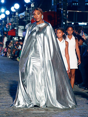 Serena Williams' Silver Dress On Runway At Vogue Show: NYFW Photos –  Hollywood Life