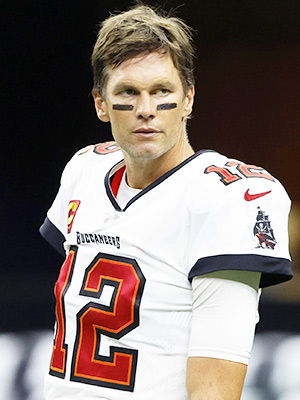 Buccaneers QB Tom Brady set for veteran rest and personal day every  Wednesday during 2022 season