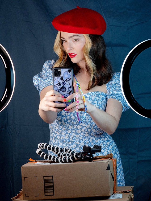 Zoey Deutch Movies: From Vampire Academy To Now