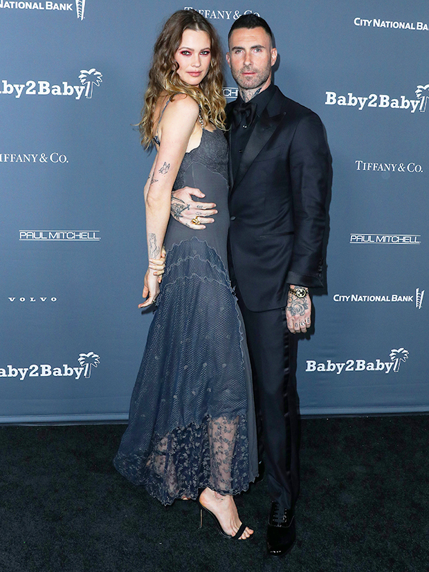 Adam Levine Supported By Behati Prinsloo In 1st Public Appearance ...