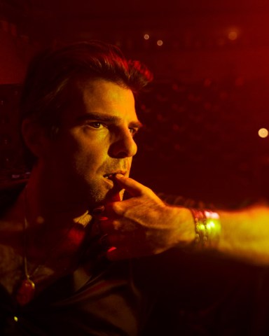 AHS:NYC – Pictured: Zachary Quinto as Sam. CR: Pari Dukovic/FX