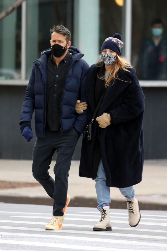 Blake Lively & Ryan Reynolds On A Stroll in NYC
