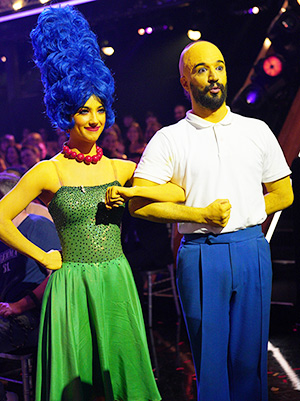 Charli D'Amelio Unrecognizable In Marge Simpson Costume On 'DWTS' – Hollywood Life