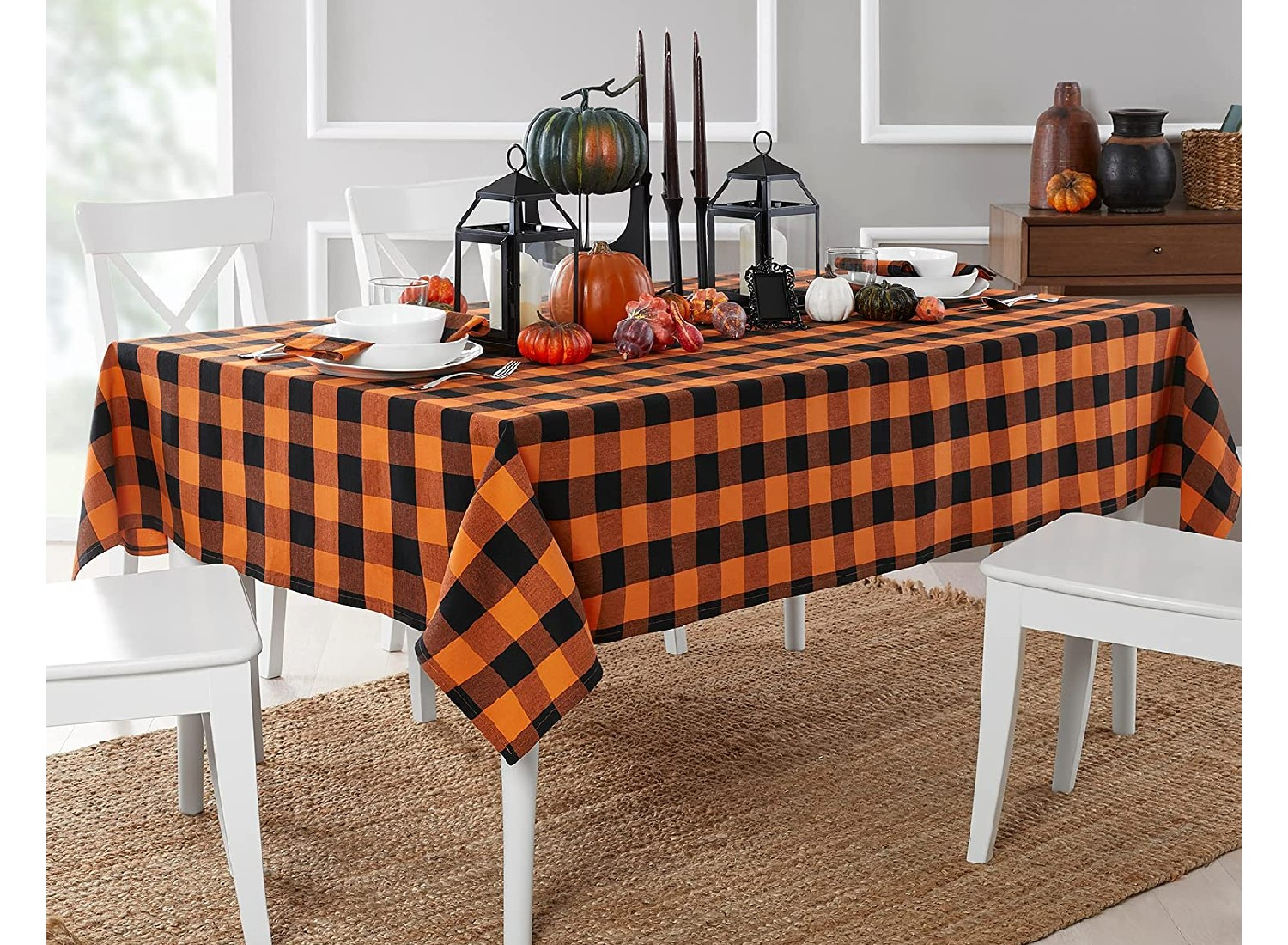 Our Favorite Halloween Tablecloths of 2024 – Reviews by Hollywood Life 