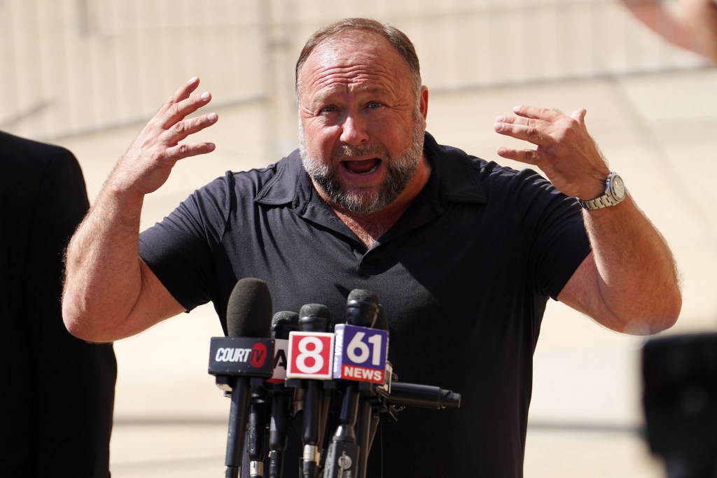 Alex Jones 5 Things About the'InfoWars' Creator